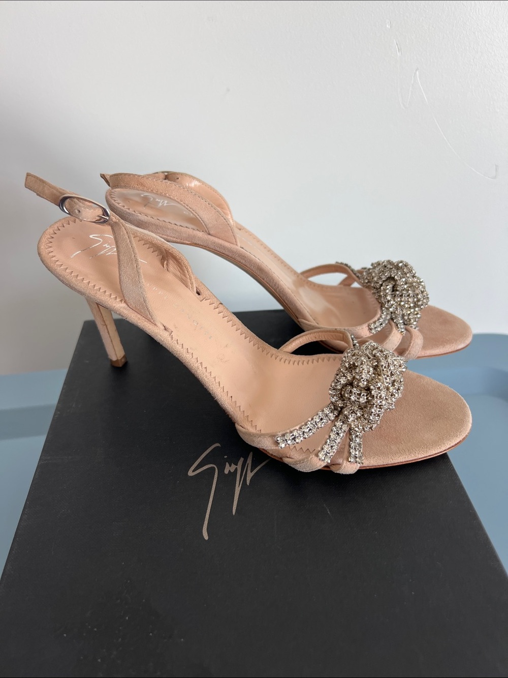 Giuseppe Zanotti design Kendra basic 85 sunkissed neutral soft pink suede heels